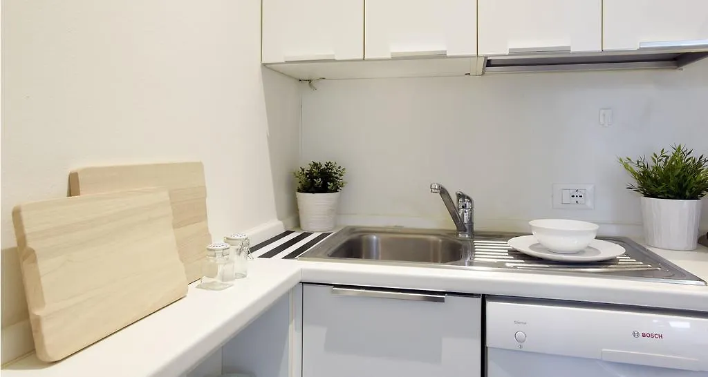 Brera'S Gem 3 Apartment Milan Italy